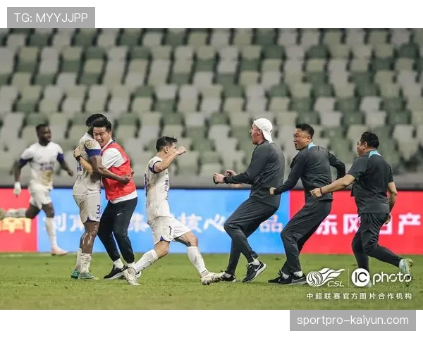 数据模型显示,沧州雄狮对阵深圳新鹏城一役可能产生极低控球率 数据模型显示,沧州雄狮对阵深圳新鹏城一役可能产生极低控球率